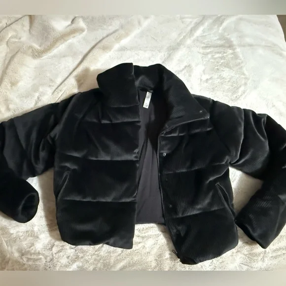 ALO Velour Puffer Jacket - Picture 5 of 8